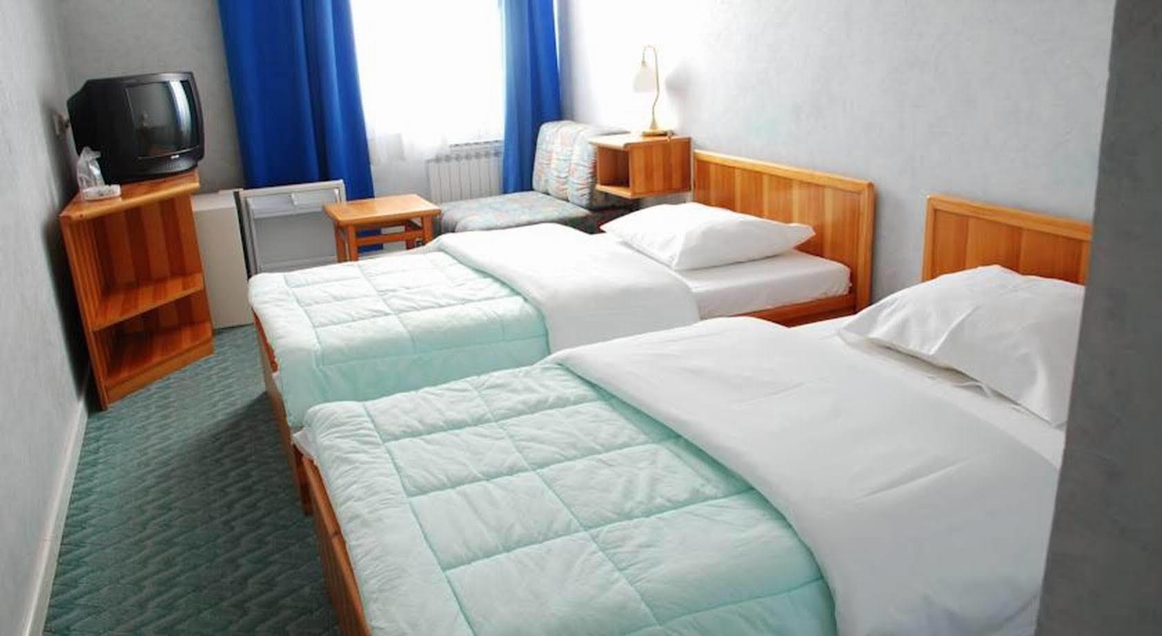 Hotel Imzit Dobrinja サラエヴォ エクステリア 写真